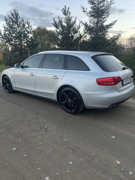 Audi a4 b8 2.0 TDI 140 km alu 18 ! Klima !