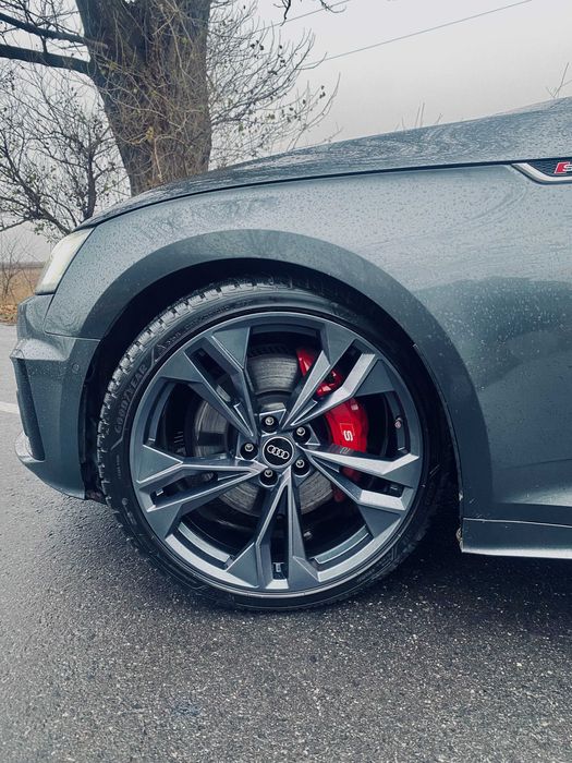 Продам свій автомобіль Audi S5 2022 р.в. 3.0 TFSI