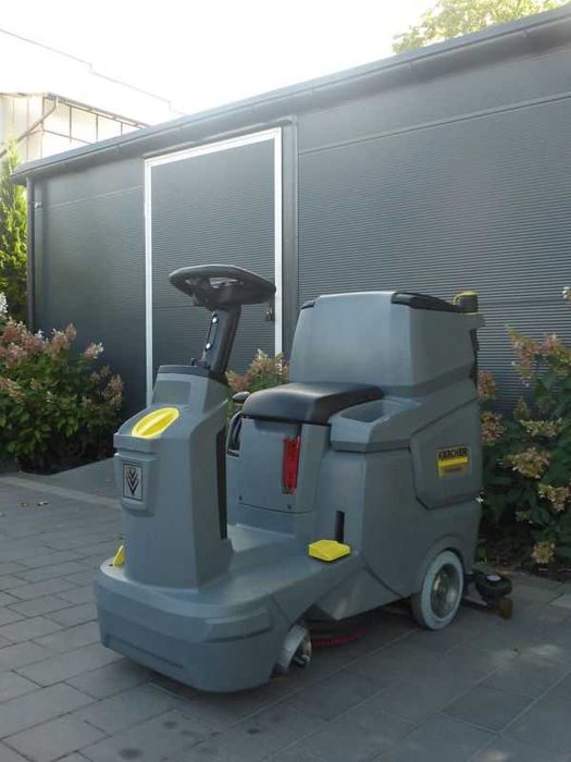 Szorowarka ,zmywarka KARCHER BD 50/70 R Bp -Super stan