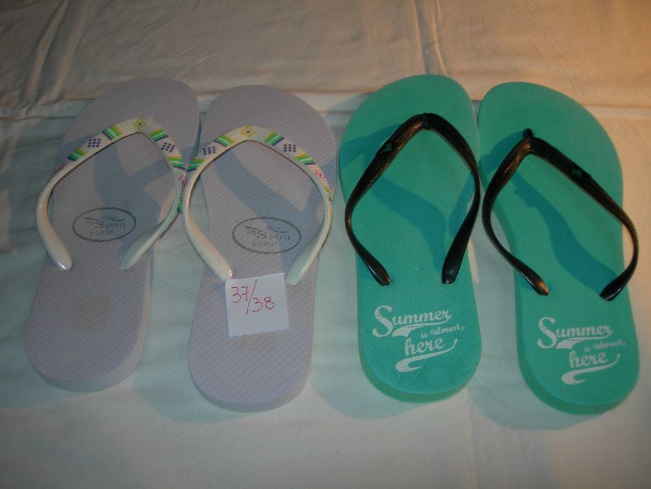 Tipo Havaianas.  Chinelos praia.