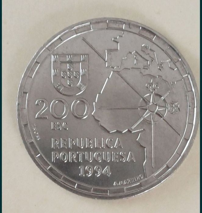 Lote de 56 moedas diversas