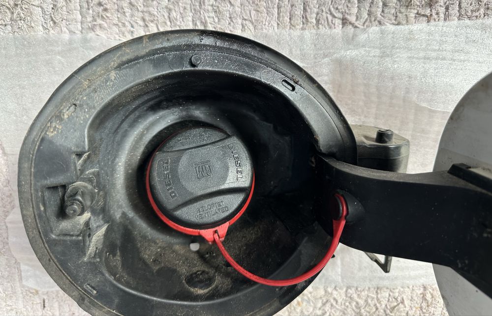 Tampa Combustível Opel Astra J Sports Tourer de  10-16