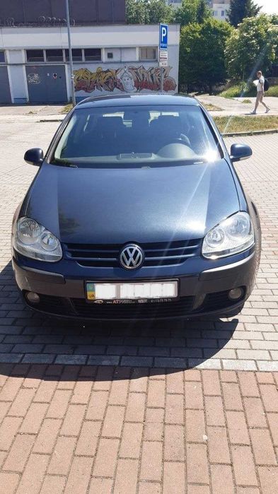VW Golf 5 2006 1.6 бензин автомат