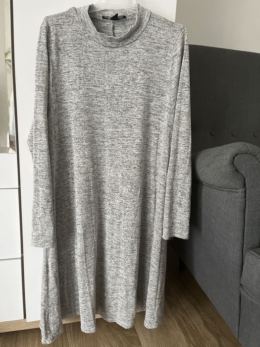 Sukienka dzianinowa