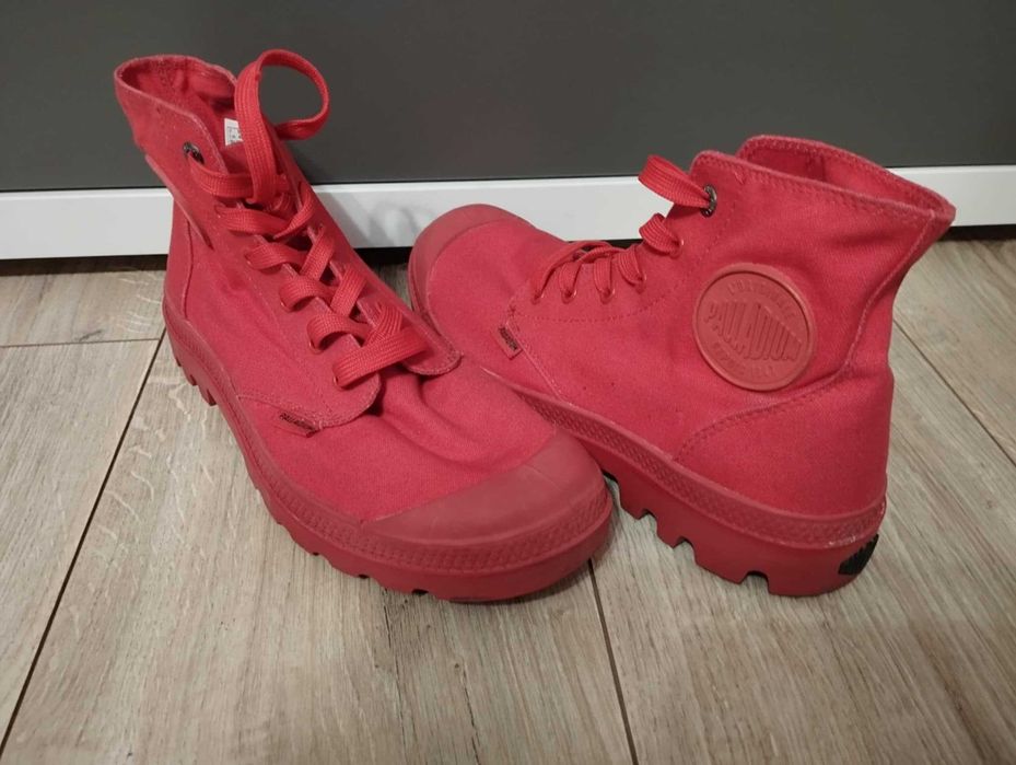 Palladium Mono Chrome size 40