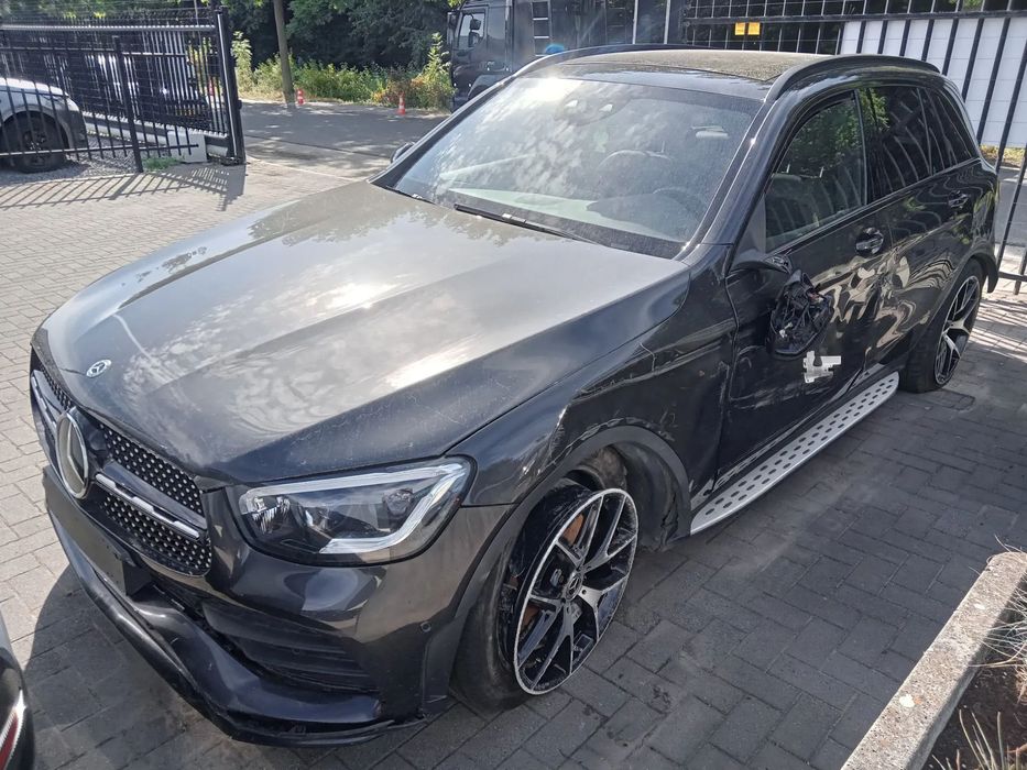 Mercedes-Benz GLC AMG pakiet