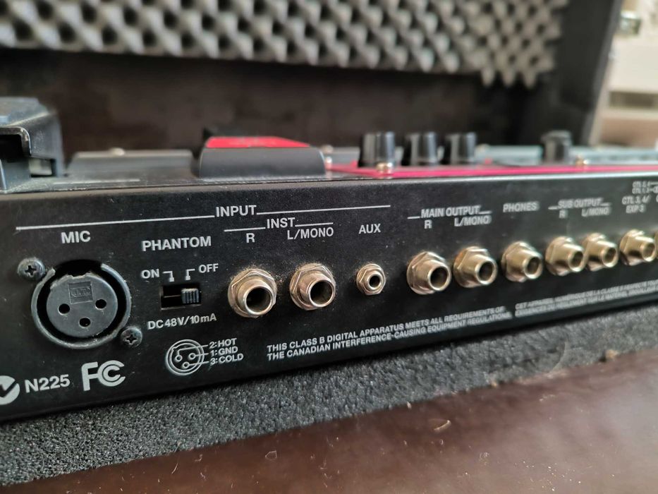 BOSS RC-300 Loop Station + Hardcase Thon + Fonte alimentação