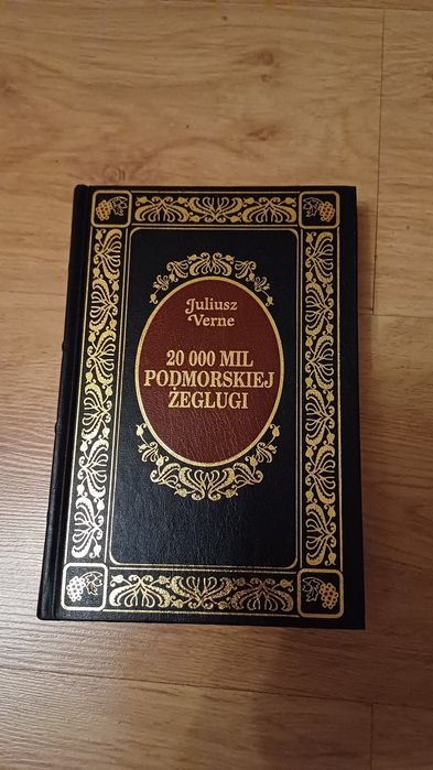 20000 mil podmorskiej żeglugi- Juliusz Verne, wyd. Kwe