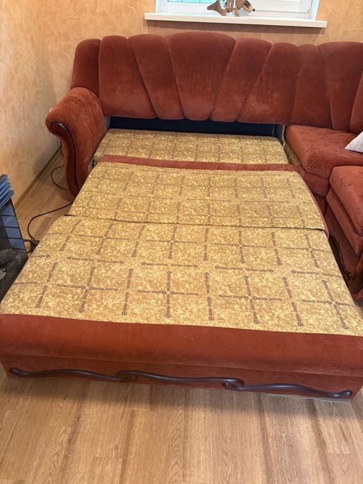 Продам кутовий диван б/у в ідеальному стані