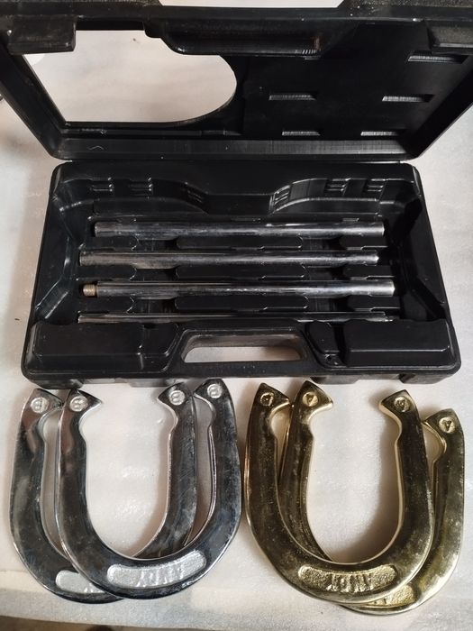 Profesjonalny zestaw do gry w podkowy horseshoe set