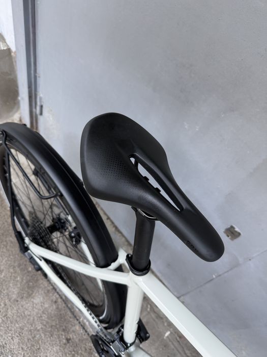 Міський/гравійний велосипед Rose Sneak, розмір S, 2026, Shimano Cues, білий перламутровий колір