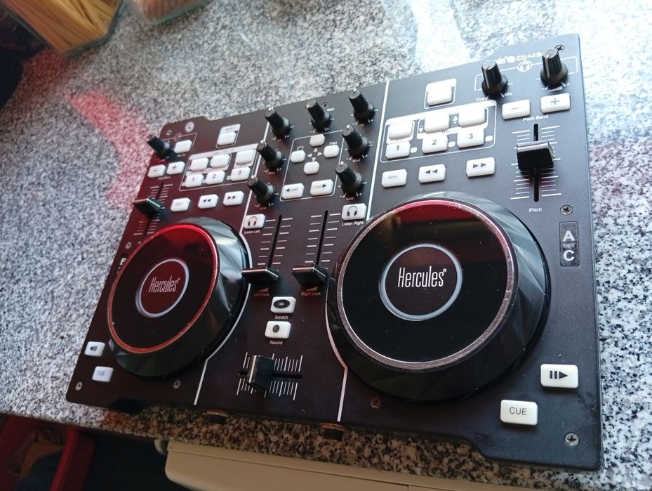 DJ mixer Hércules