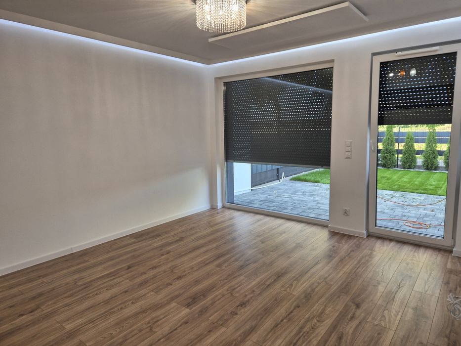 Piękny dom z ogródkiem, energooszczędny