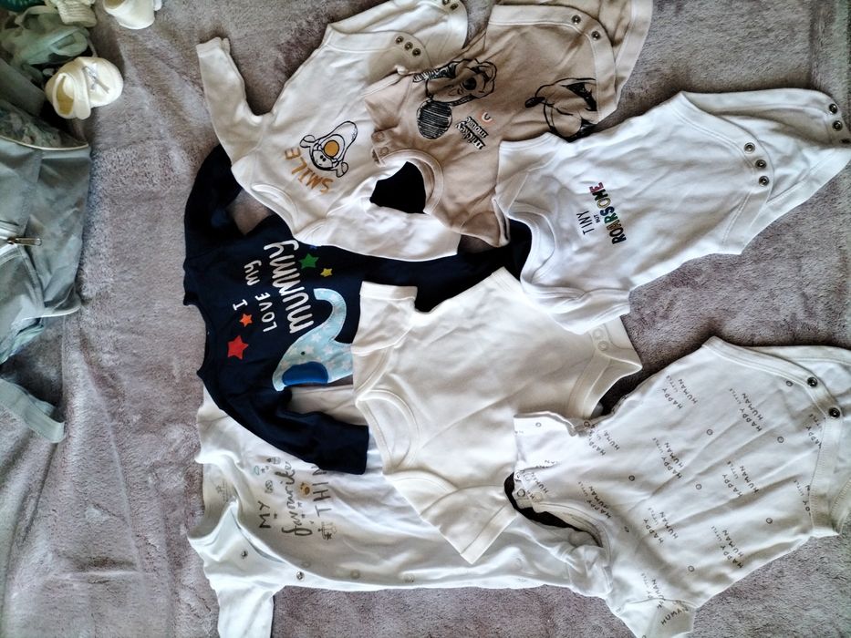 Набір фірмових речей для новонародженого