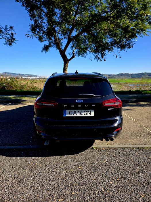 Ford Focus Híbrido ST Line