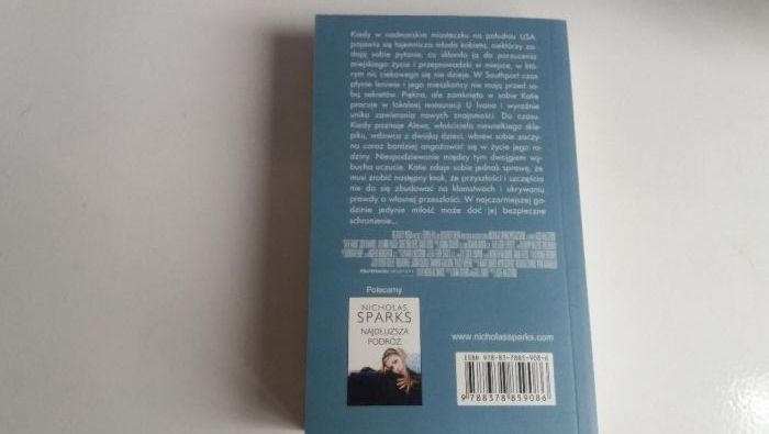 Bezpieczna przystań Nicholas Sparks