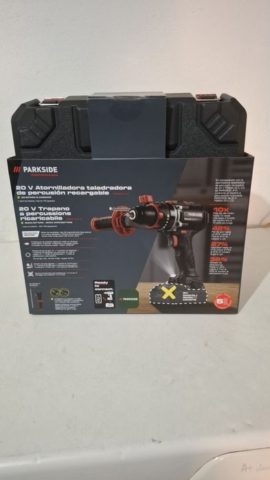 Aparafusadora com Percussão (Martelo) 20v