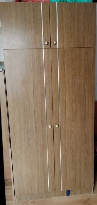 Тумбочка, шафа, меблі