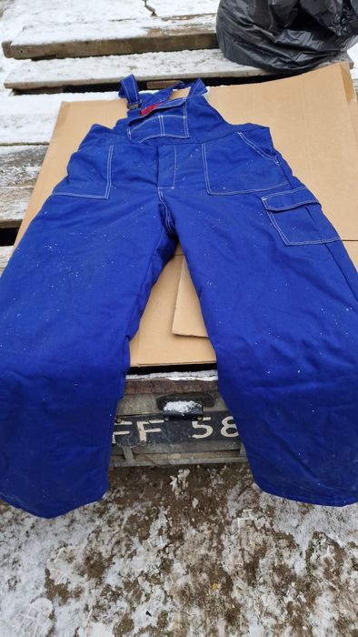 Zimowy ubranie robocze