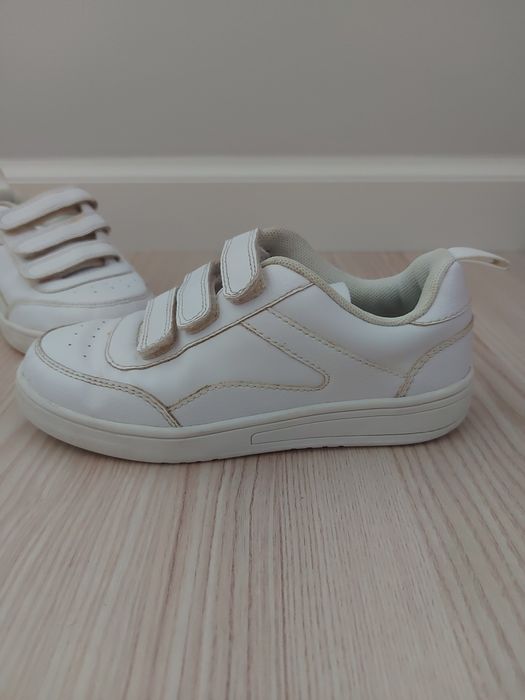 Buty sportowe adidasy chłopięce na rzep H&M rozmiar 29