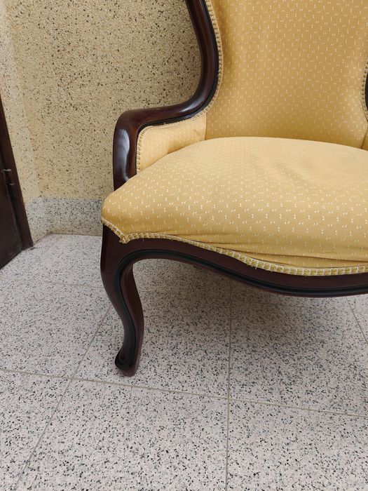 Cadeira de quarto estilo antigo