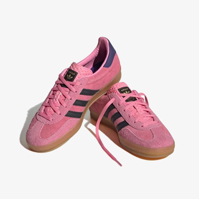 Женские кроссовки ADIDAS
