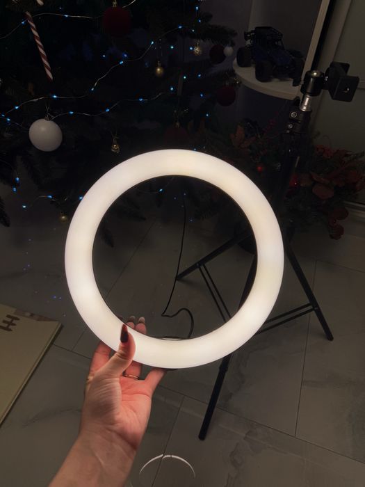 Штатив + кільцева лампа