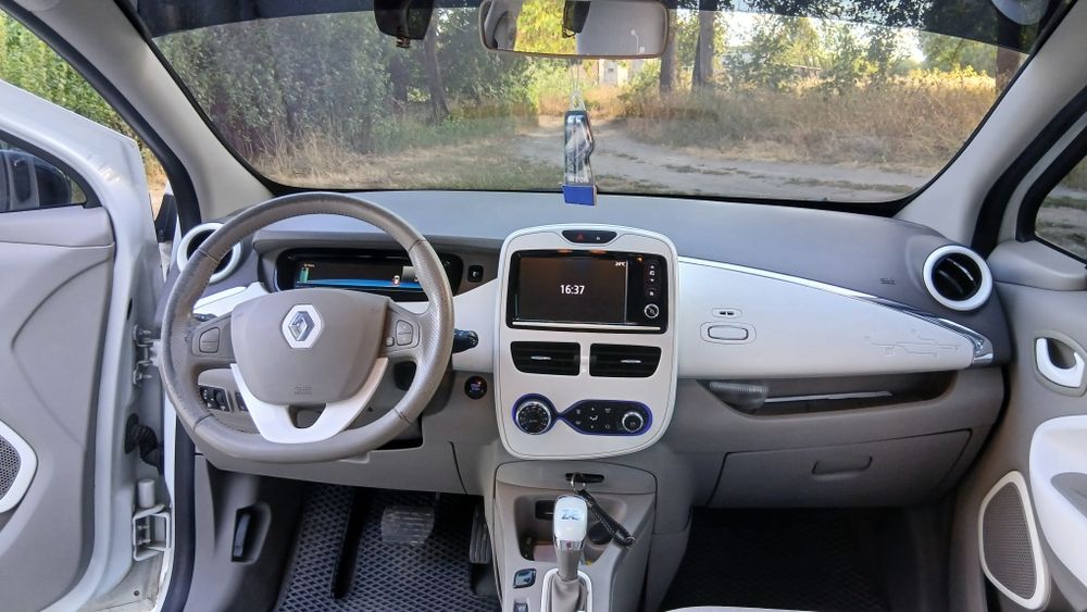Renault Zoe 2015
