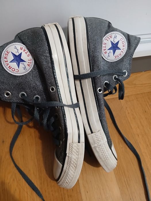 Świetne wysokiej trampki Converse