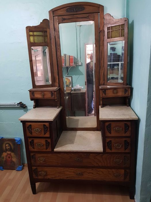Móvel toucador pchiché +  2  mesinhas