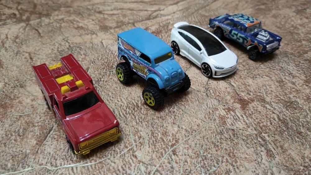 Hot wheels комплект/поштучно