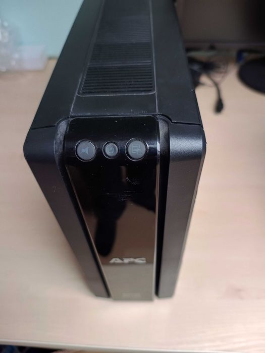 APC Back-UPS PRO 1200