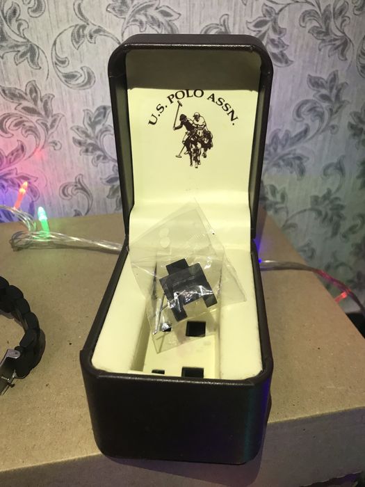 Часы наручные Adidas спорт-классика мужские