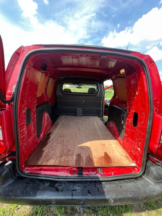 Peugeot Partner L2h1 (przedłuzany)1.6hdi