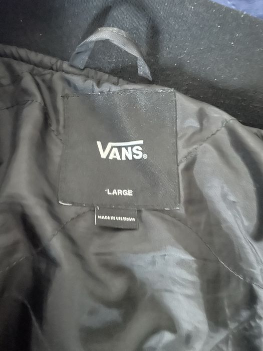 Бомбер vans демисезон