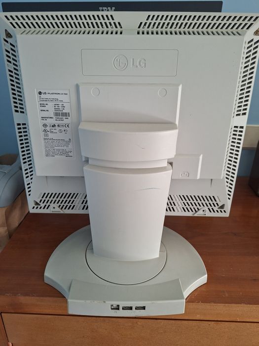 Monitor LCD LG Flatron 782LE