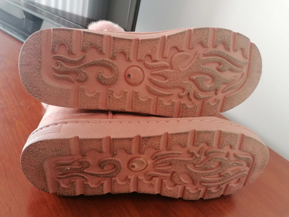 Bota de pêlo rosa como novas nr 40