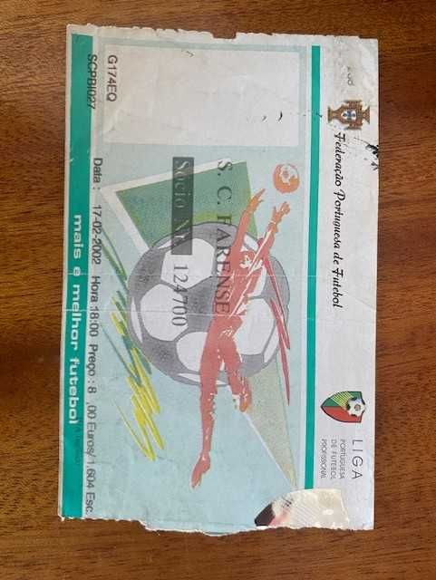 lote de 4 bilhetes ano 2002 jogos Sporting