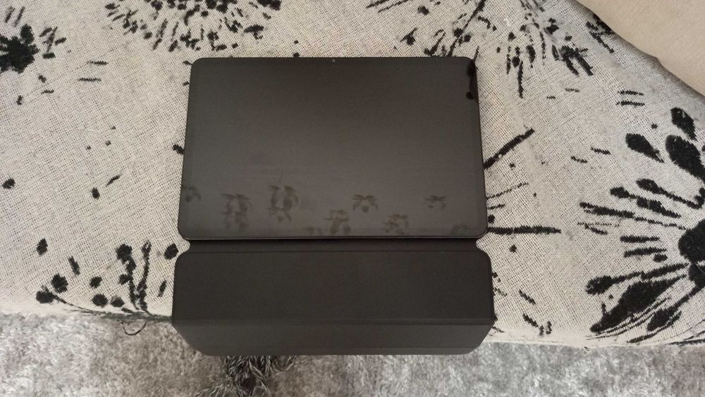 Xiaomi Pad 6 em bom estado 128gb/6gb com capa magnética