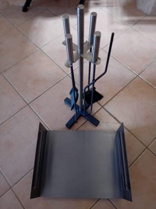 Conjunto para lareira, muito pouco uso.