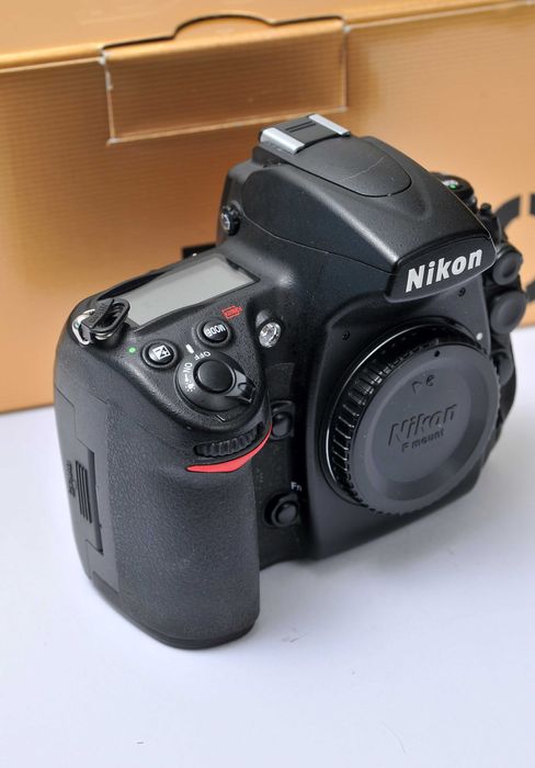 Nikon D700 (excelente estado)