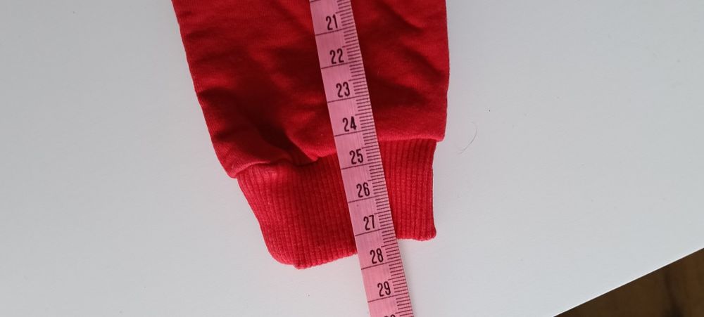 Sweterek świąteczny