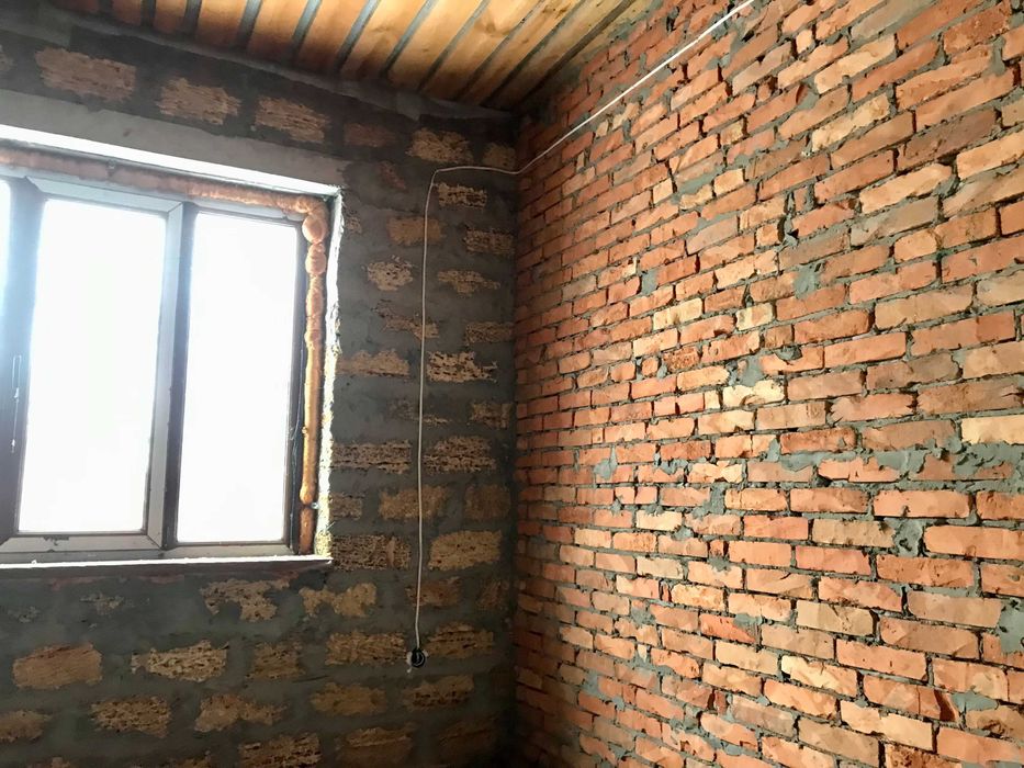 Будинок с. Коробівка, ділянка 12 сот.