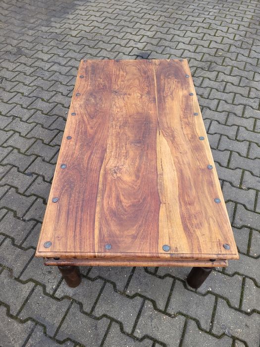 Ładna ława tekowa.