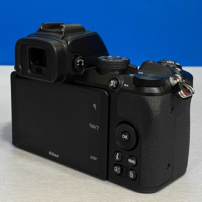Nikon Z50 (Corpo) - 20.9MP - 3 ANOS DE GARANTIA
