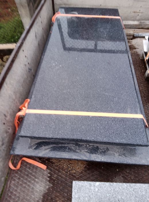 Campas granitos e mármore com lapida