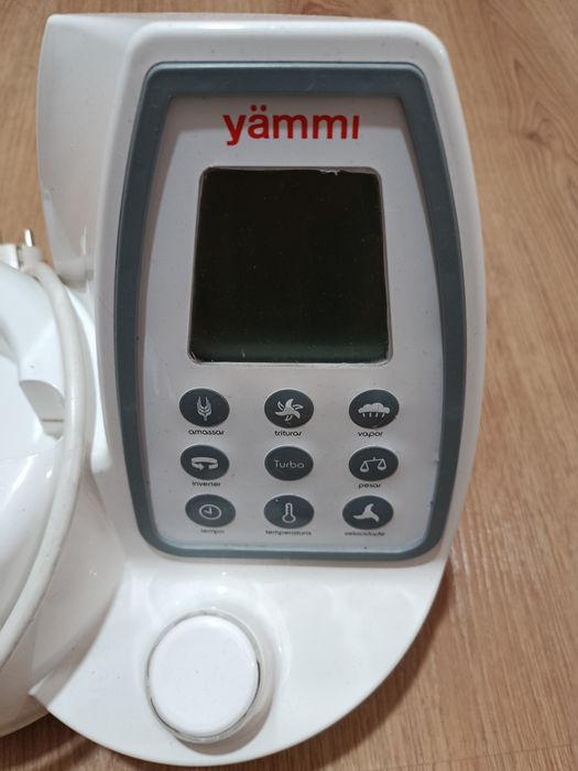 Yammi 2 - avariada