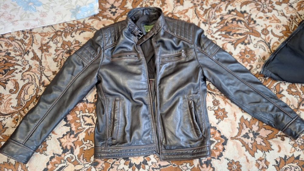 Кожаная куртка HIDEPARK. M.