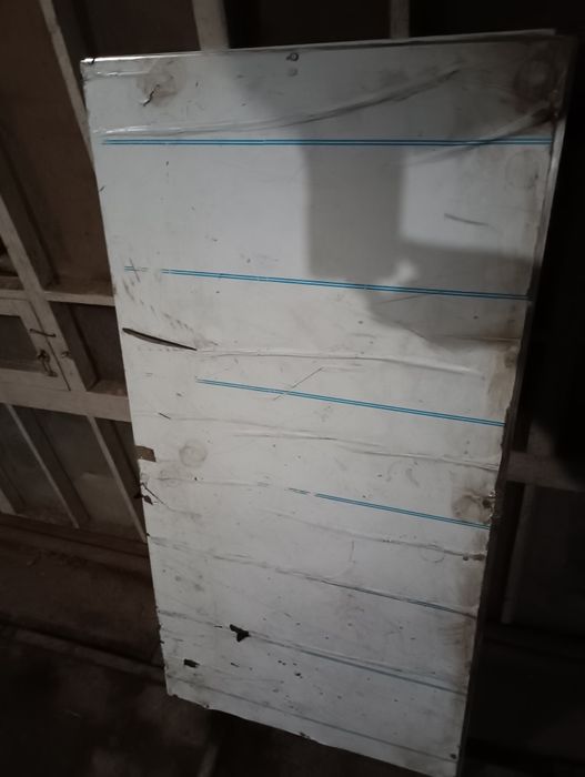 Железный стальной лист арматура ,метал с зеркальной поверхностью