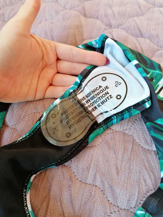 Czarny kostium dwuczęściowy bikini tropikalne monstera rozmiar S nowy